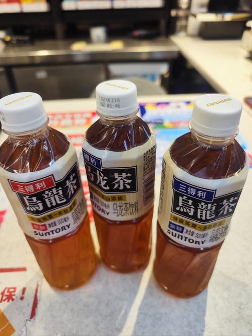 塑料瓶变废为宝手工制作不用浇水花盆 塑料瓶变废为宝手工制作不用浇水花盆