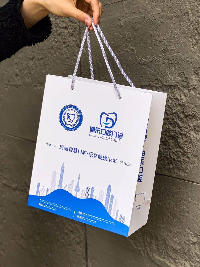 打包贴纸的袋子叫什么 打包贴纸的袋子叫什么